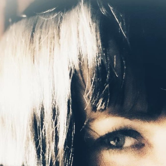 Meet your Posher, Tracy - Picture 1 of 1